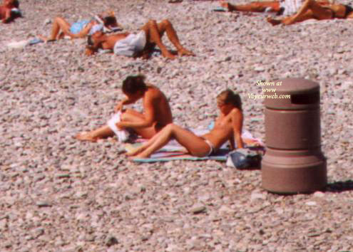 Pic #1Two Girls On Nice Beach