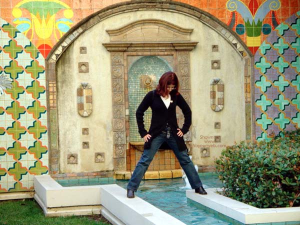 Pic #1Sunday Out (LC)