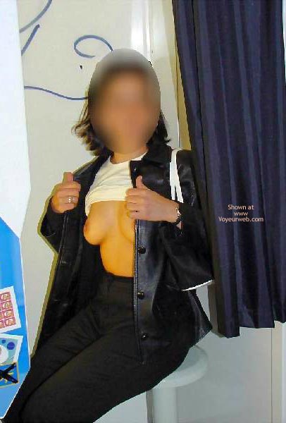 Pic #1Flashing At The Main Staion