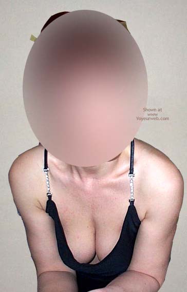 Pic #1 Cindy Few Shoots 2