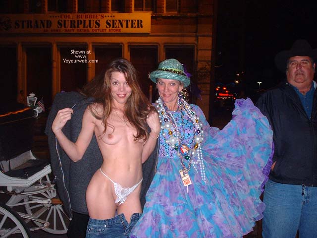 Pic #1Heide On The Strand