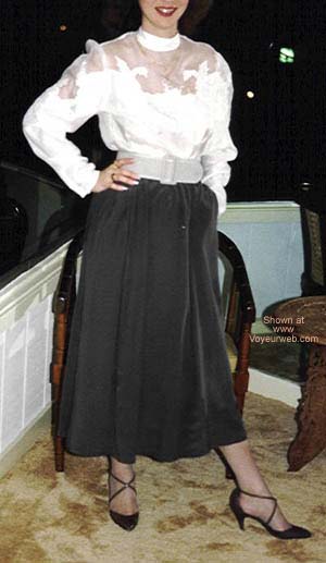 Pic #1Lynn 1 of 3