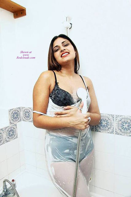 Pic #1Bath Time-indian