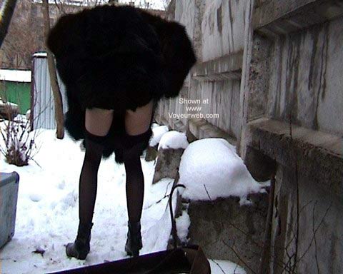 Pic #1Blondy Pissing