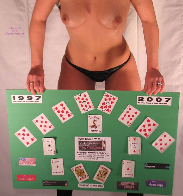 Pic #1Carrie Says Happy 10th !