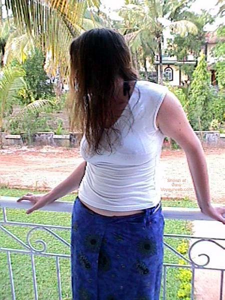 Pic #1Becky in Bikini