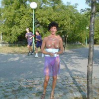 Pic #1 *PN Vienna Flashing Lady