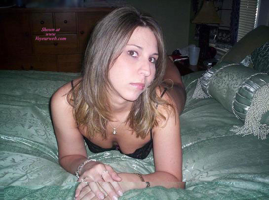 Pic #1 Carrie In Red