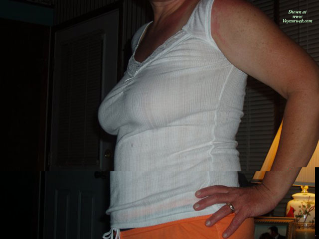 Pic #1Looking4u