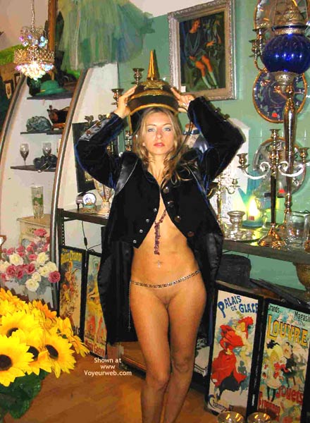 Pic #1*Un Janet In Uniform Bottomless