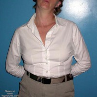 Pic #1Likes To Show Off A Bit