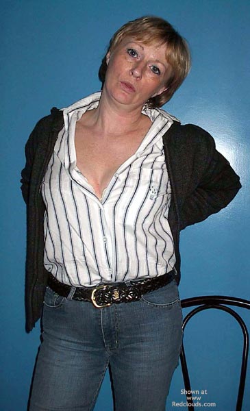 Pic #1Showing Her Clit