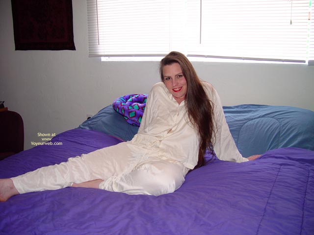 Pic #1Bbw Vicki'S Silk Jammies