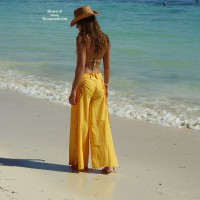 Pic #1 Rocky Mountain Babe Having Fun In The Mayan Riviera!