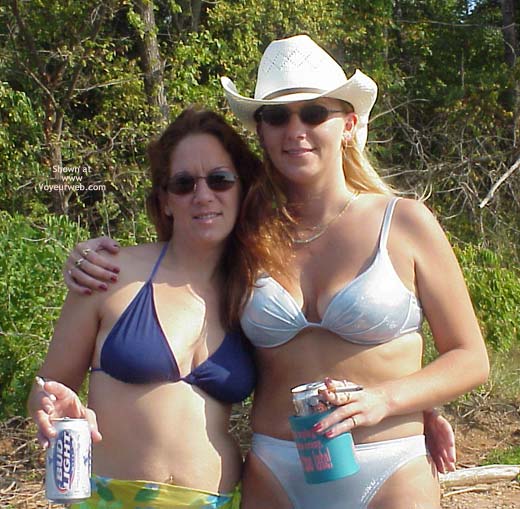 Pic #1*Gg Moclass W Friend