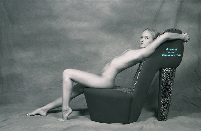 Pic #1 19 YO Hottie On A Chair Very Sexy!!