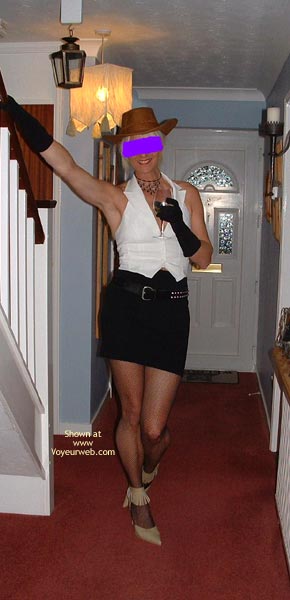 Pic #1Cute Cowgirl
