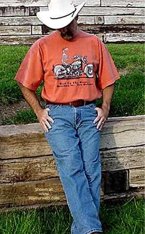 Pic #1M* Horsnround With A New Camera