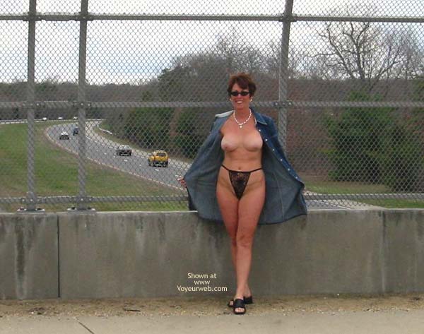 Pic #1Renee on Overpass From P&amp;P