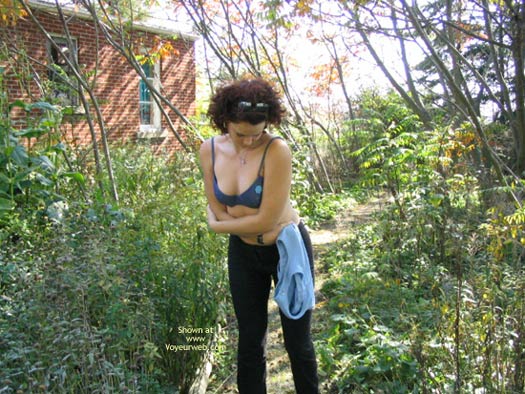Pic #1Suzanne Outside Again!!!!