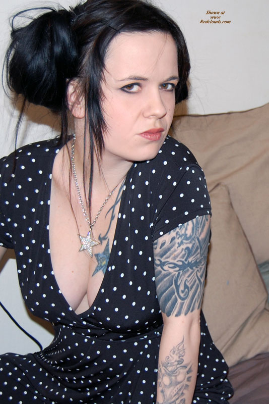 Pic #1Tattooed Helen In Polka Dots