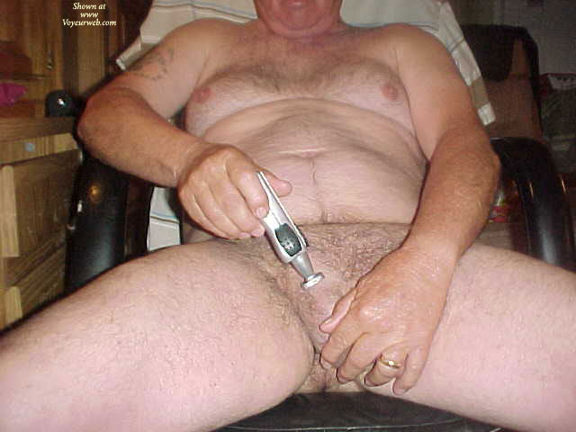 Pic #1Mikey Needs A Shave