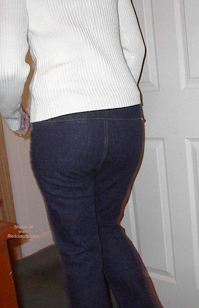 Pic #1Lisa Looking Fine