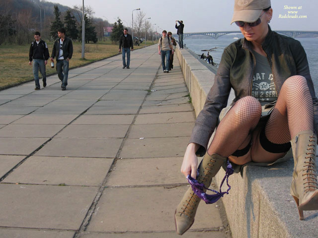 Pic #1Tanya&#39;s Oops! No Undies