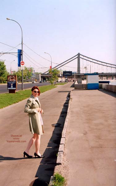 Pic #1Red Flash - Kremlin, River, Tourists