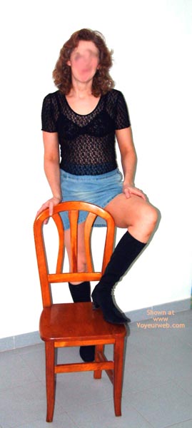 Pic #1Laura Debuts In Denim