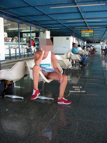 Pic #1Portuguese Body Airport Flash