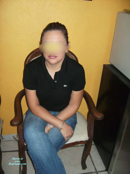 Pic #1Latina