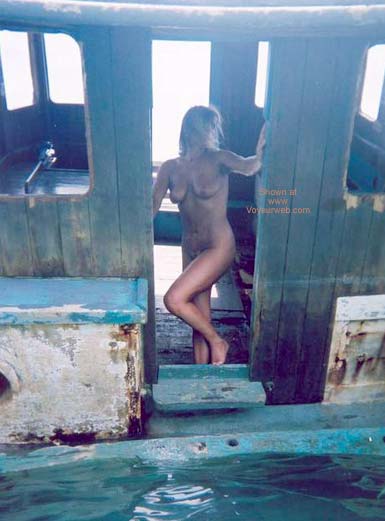 Pic #1*NE Rose Gets Castaway 1
