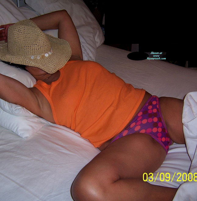 Pic #1Tan-n-sweet