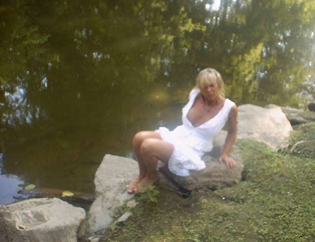 Pic #1Wife Up The Creek