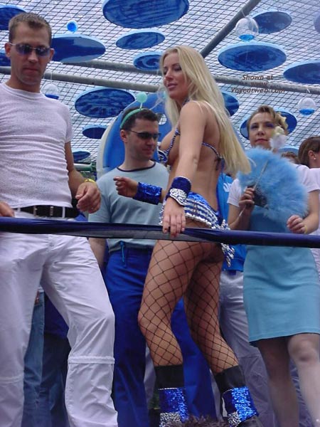 Pic #1Street Parade 02 Zurich 1