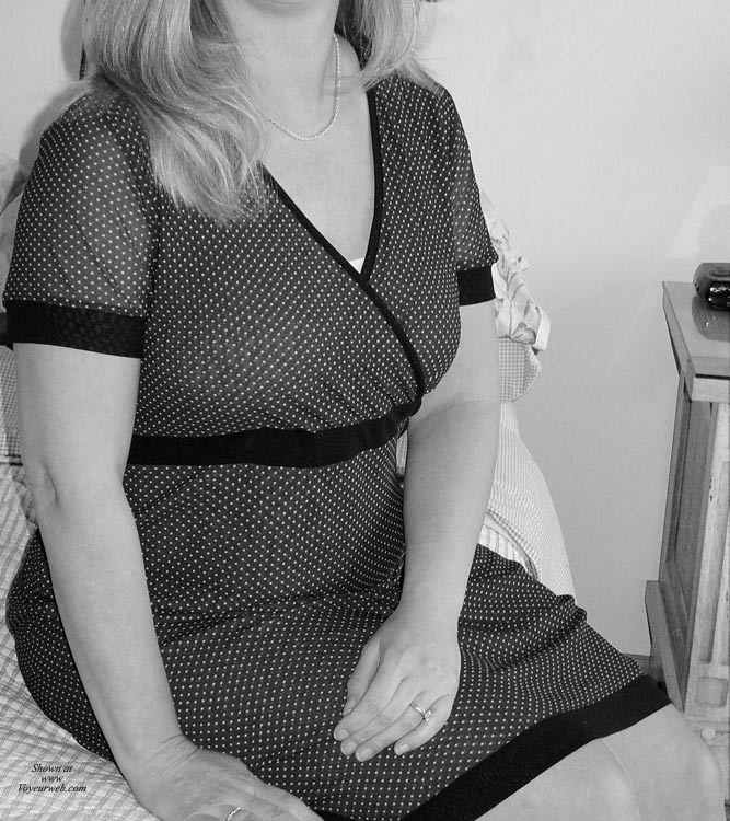 Pic #1 Pregnant And Multi-tasking