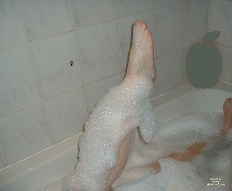 Pic #1 Wife In Bath