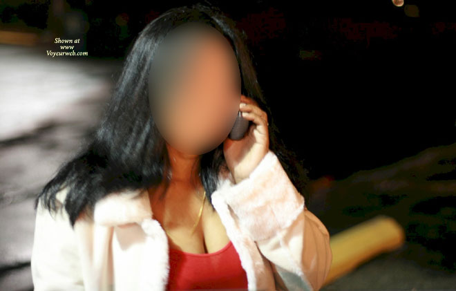 Pic #1 Red Hot Clubbing Babe