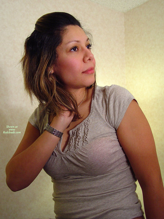 Pic #1Bella Opens Her Hole Pt.2