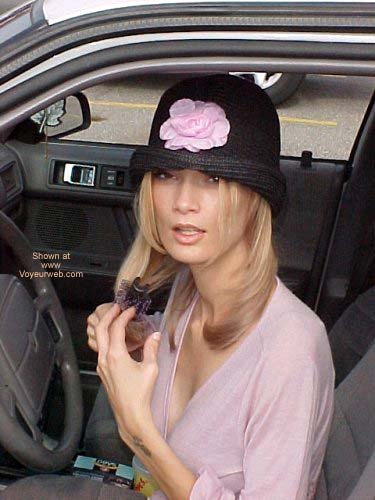 Pic #1Lil Ami Showing Off In The Mall Parking Lot