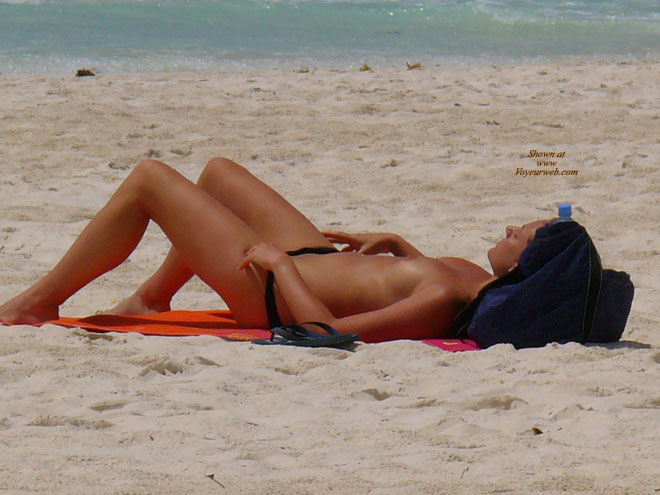 Pic #1 What I Saw At Mexican Beaches