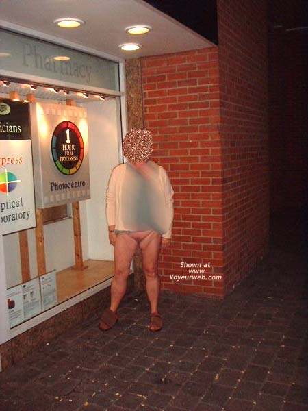 Pic #1Mrs P Flashing