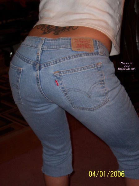 Pic #1Roxy's Ass