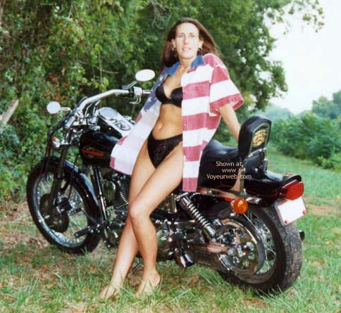 Pic #1First Timer On A Harley