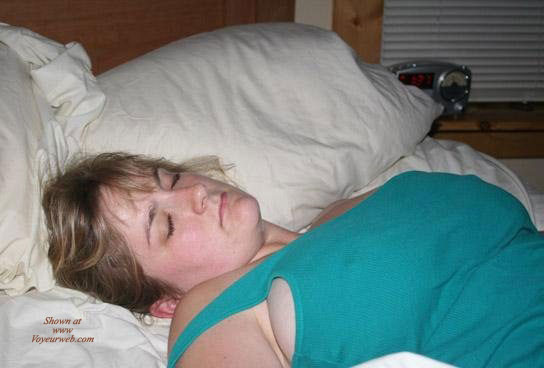 Pic #1 Girlfriends College Mate Sleeping