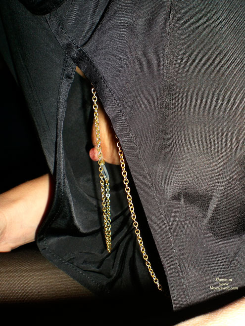 Pic #1 Nipples Chain
