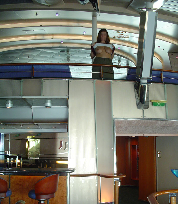 Pic #1Cruise Ship Flashing Fun