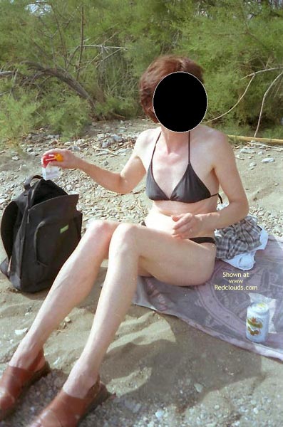 Pic #1My Wife On Holidays On Crete