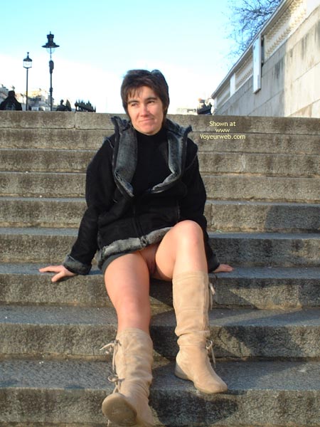 Pic #1Eve Outdoors In London And A Field